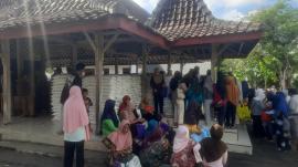 PENYALURAN CPP BERAS MINYAK FEBRUARI-MARET 2026 KALURAHAN MONGGOL 